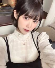易烊千玺明星照片